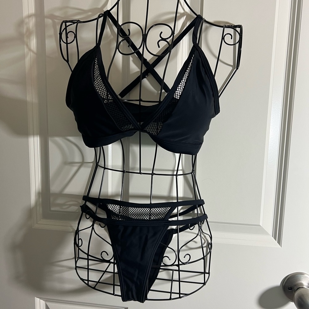 ***SOLD***Fish net bikini set xs
